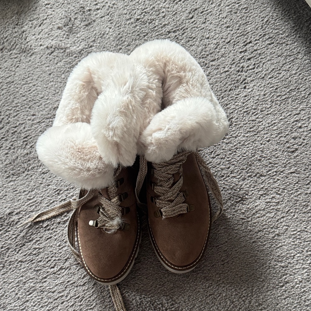 White Mountain Women's Brown Fur-Lined Boots